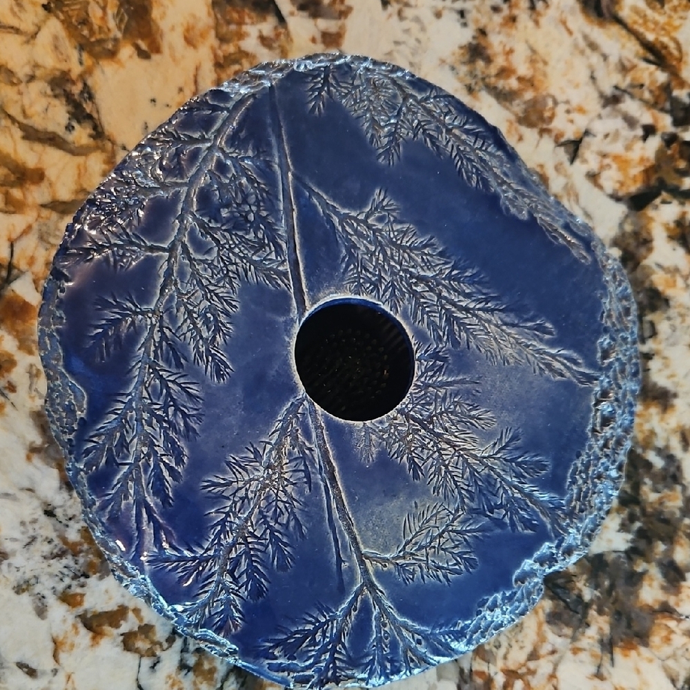 Ikebana Blue Leaf Pattern Decorative Flower Vase - Picture 3 of 10